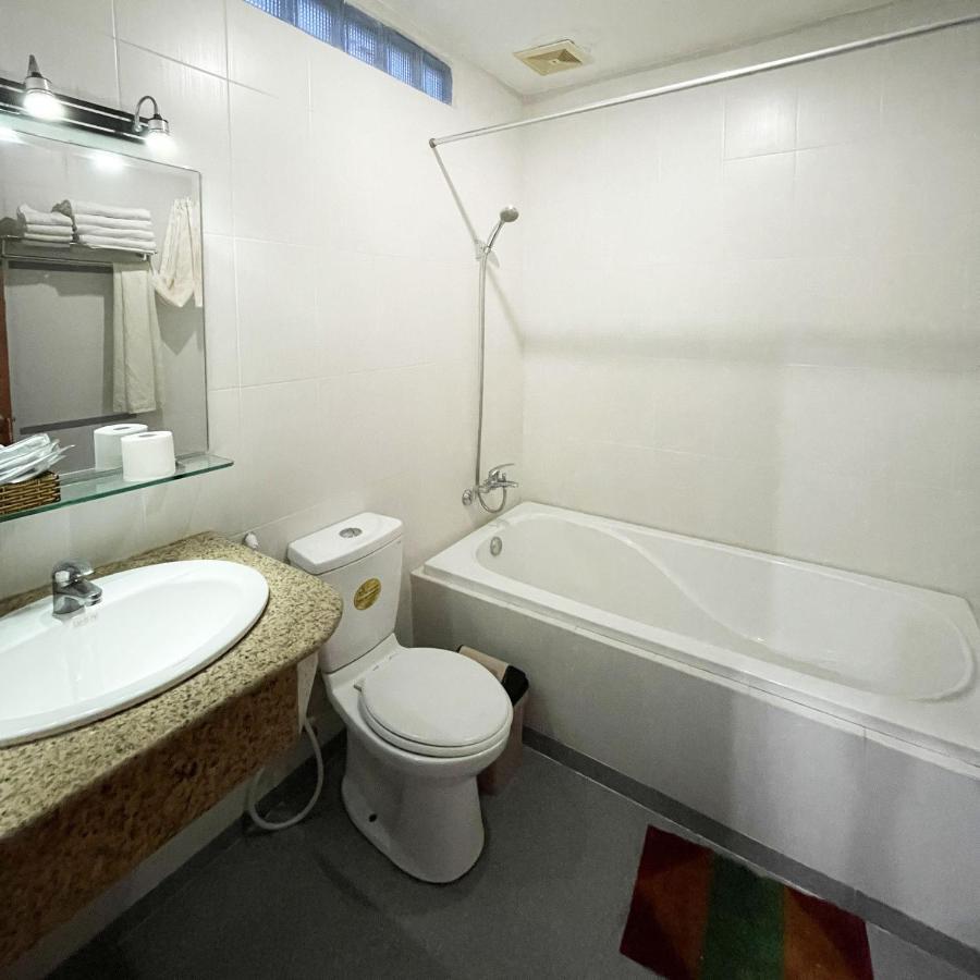 Ocean Bay Hotel Нячанг Екстер'єр фото